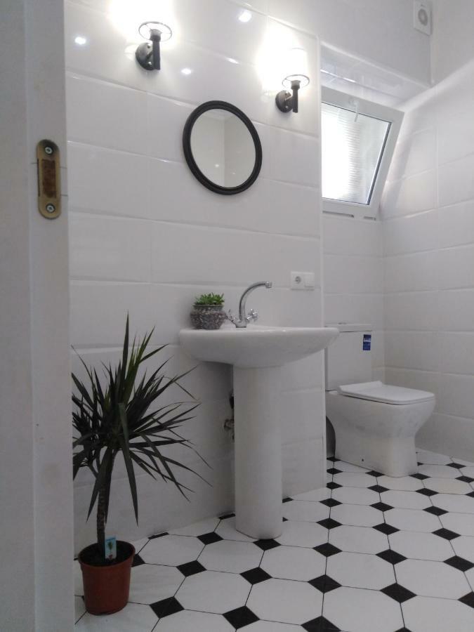 Mtatsminda Apartment Tbilisi Ngoại thất bức ảnh
