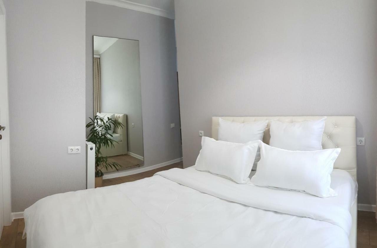 Mtatsminda Apartment Tbilisi Ngoại thất bức ảnh