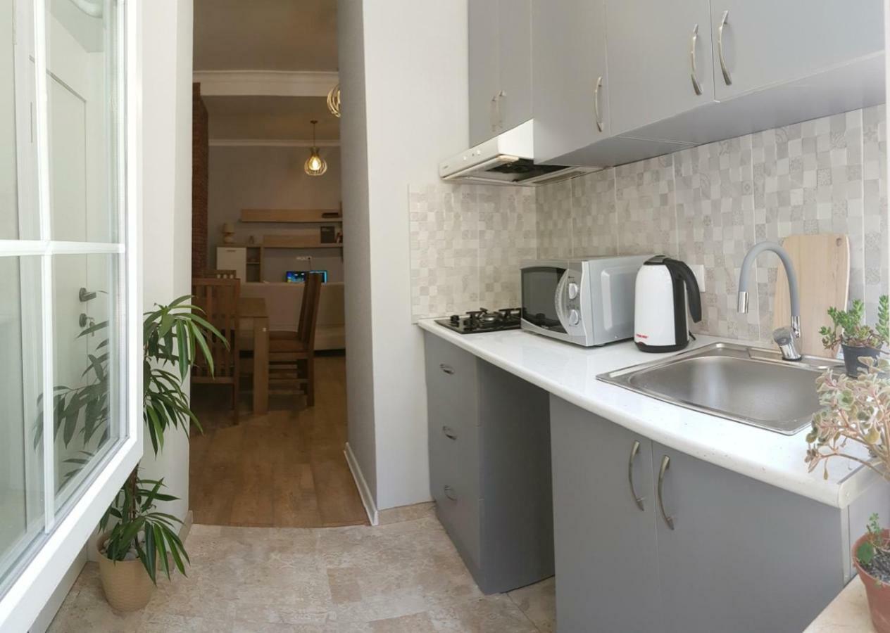 Mtatsminda Apartment Tbilisi Ngoại thất bức ảnh