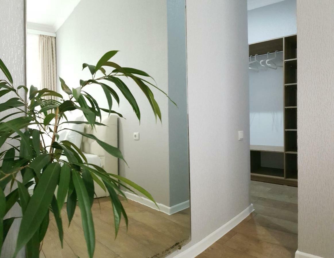Mtatsminda Apartment Tbilisi Ngoại thất bức ảnh
